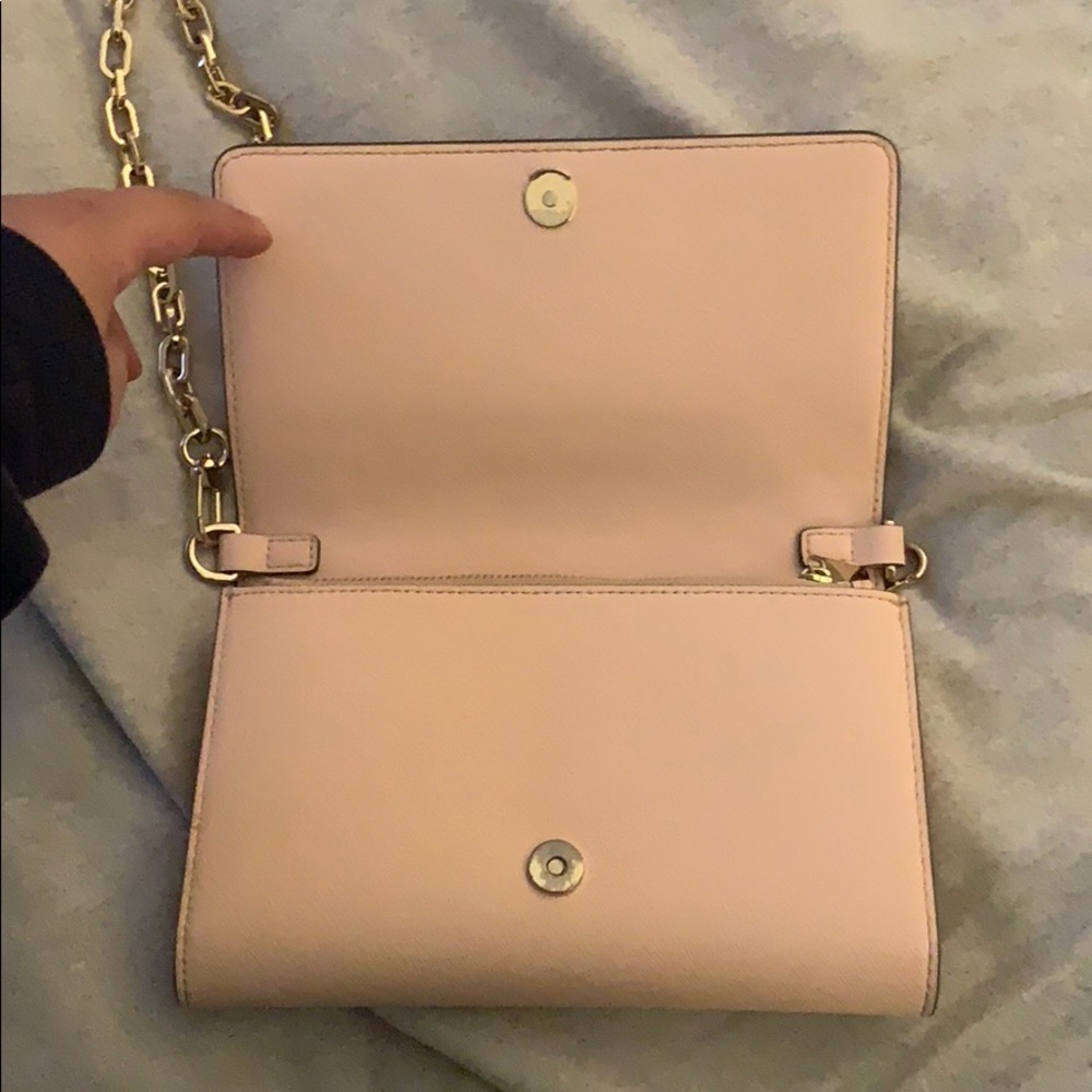 Tory Burch Wallet on a chain - Picture 3 of 5